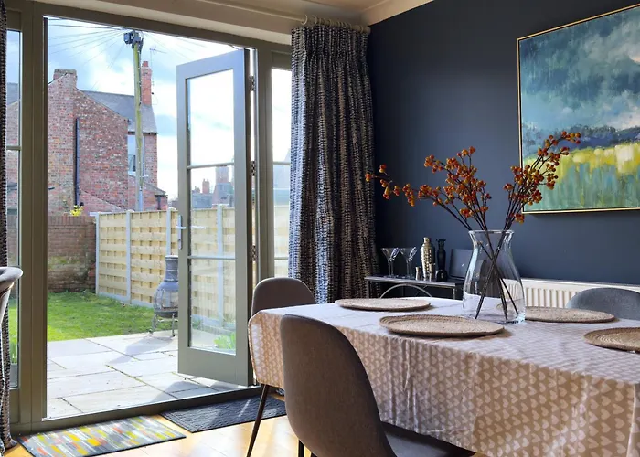 Grange Garth Near The River York