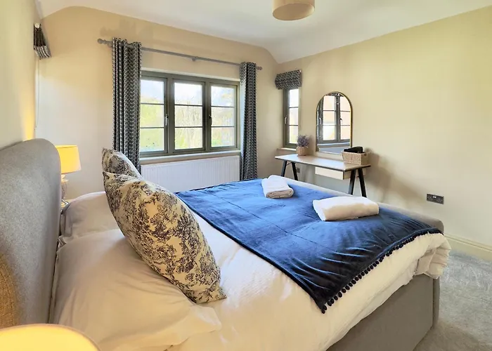 Grange Garth Near The River York